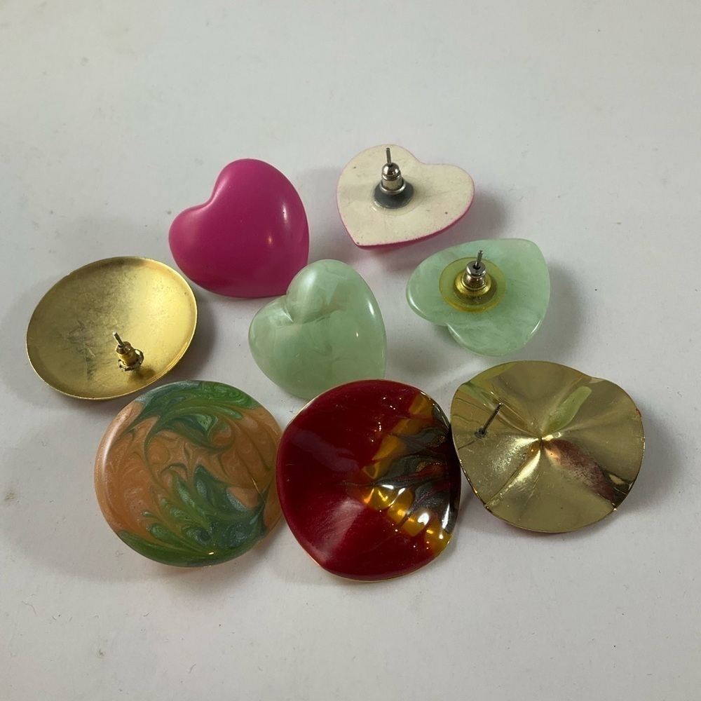 Vintage Pierced Earrings Bundle Pink Green Burgundy Large Button Hearts 4 Pairs - Picture 2 of 11